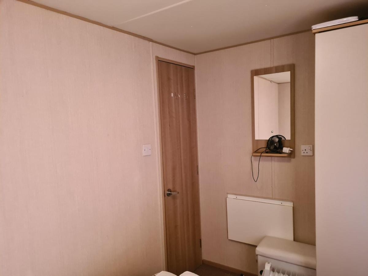 Апартаменты 8 Berth The Chase Инголдмелс Экстерьер фото